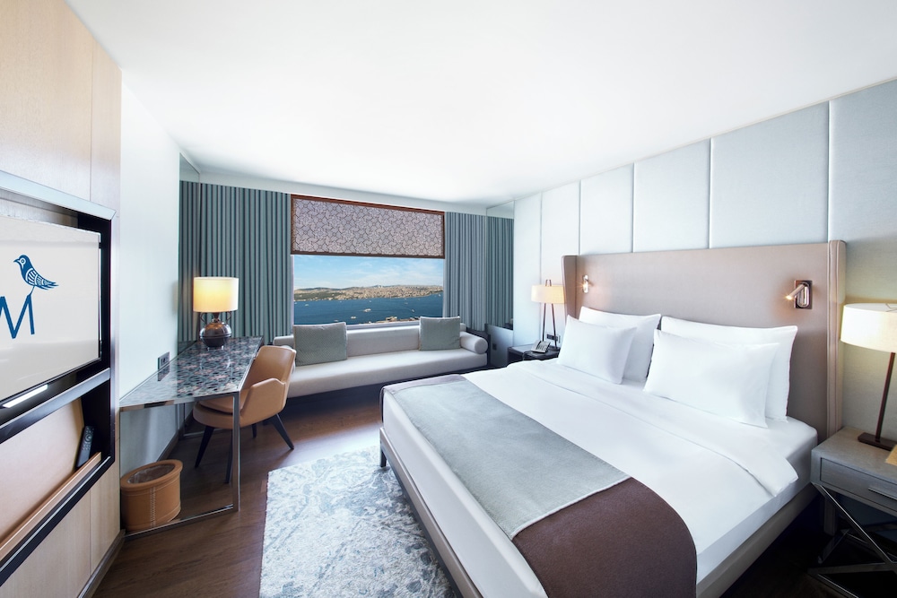 The Marmara Taksim 18