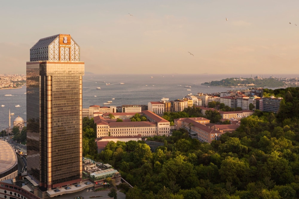 The Ritz Carlton Istanbul 1