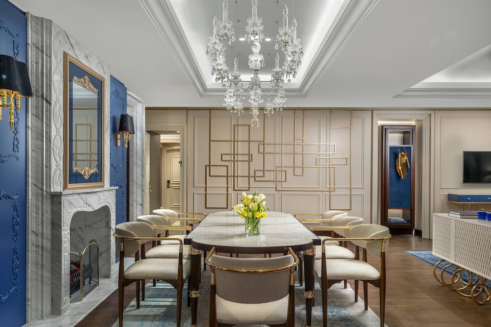 The Ritz Carlton Istanbul 21