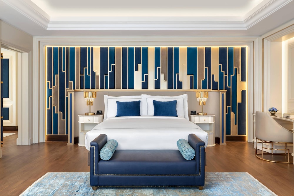 The Ritz Carlton Istanbul 23
