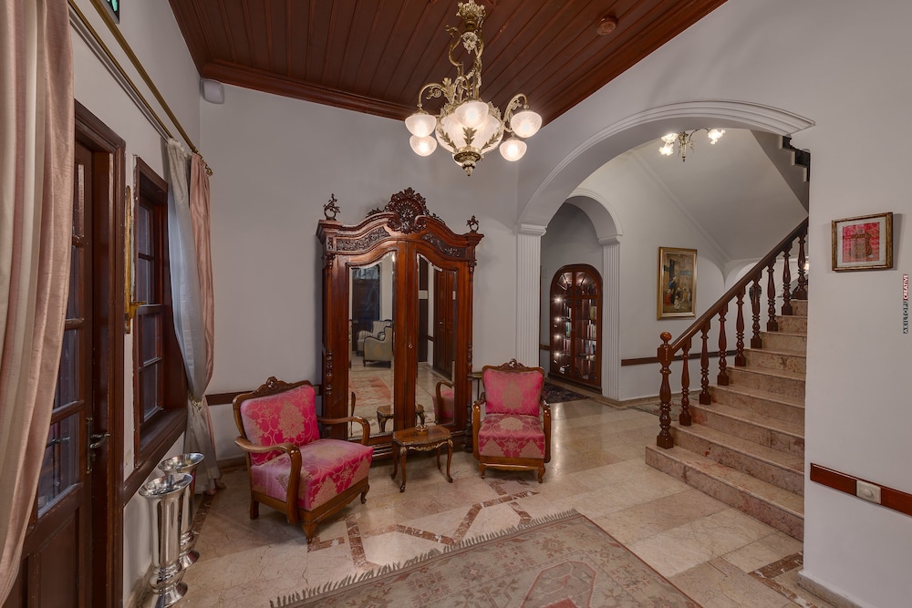 Tuvana 4