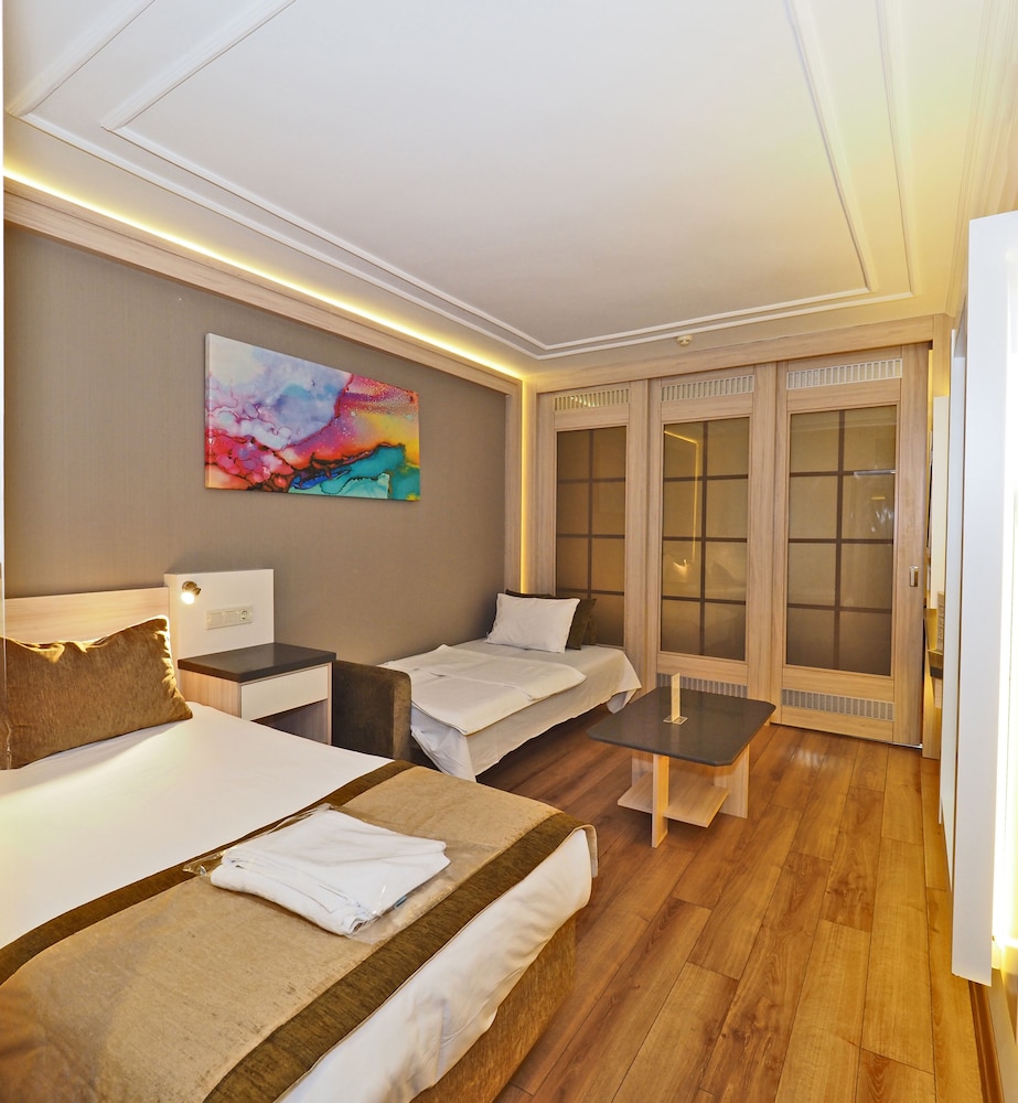 Hotel Bulvar Palas 11