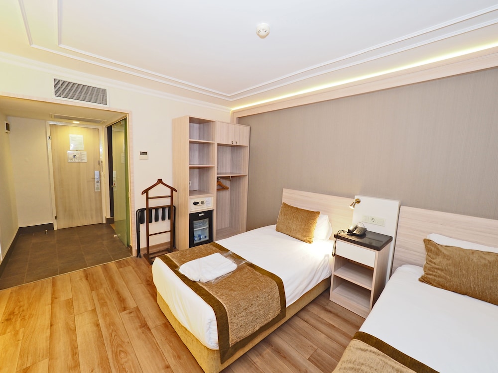Hotel Bulvar Palas 19