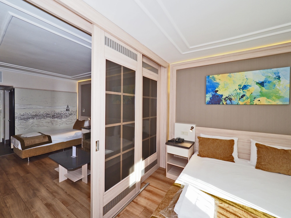 Hotel Bulvar Palas 16