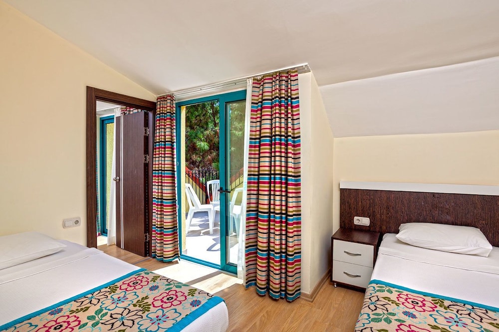 Dosi Hotel 8