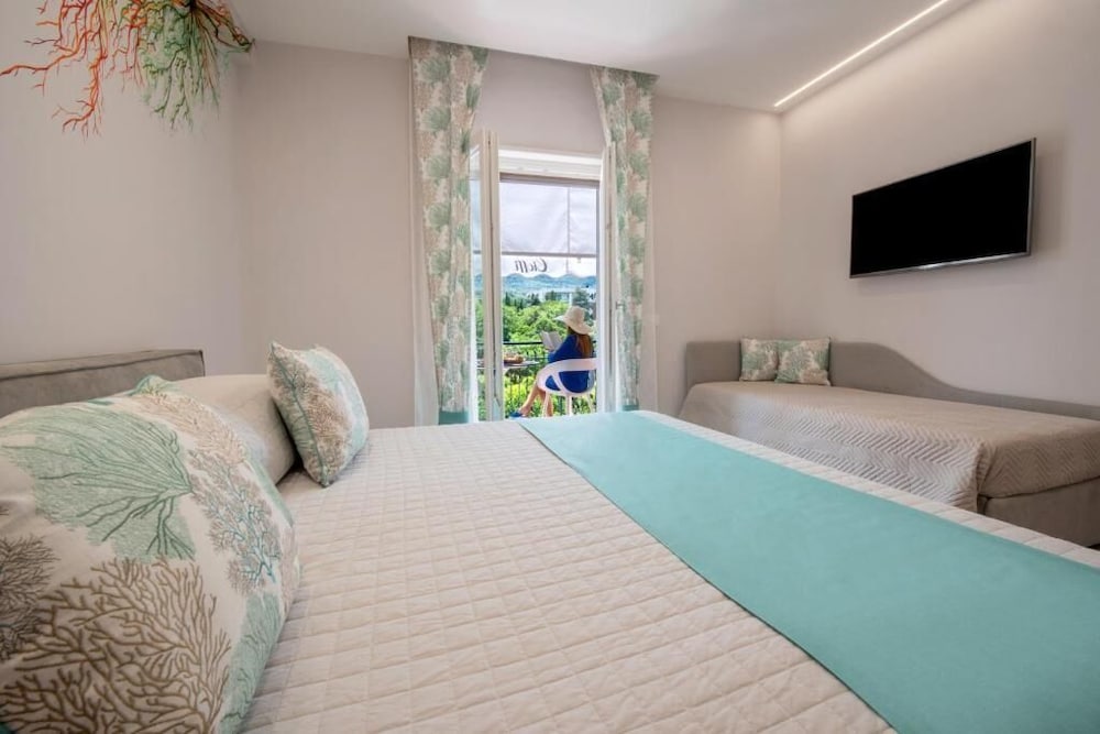 Cioffi Sorrento Rooms 18