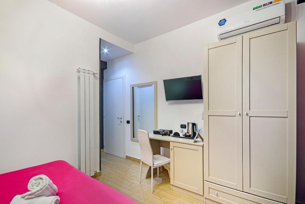 B&B Sorrento Queen 15