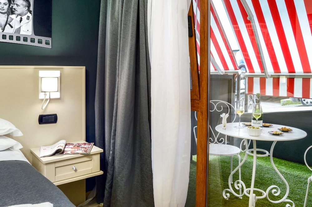 B&B Sorrento Queen 20
