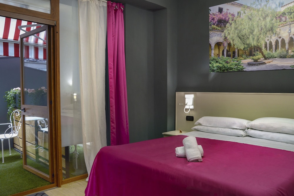 B&B Sorrento Queen 7