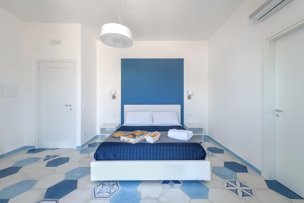 Caruso Suite 7