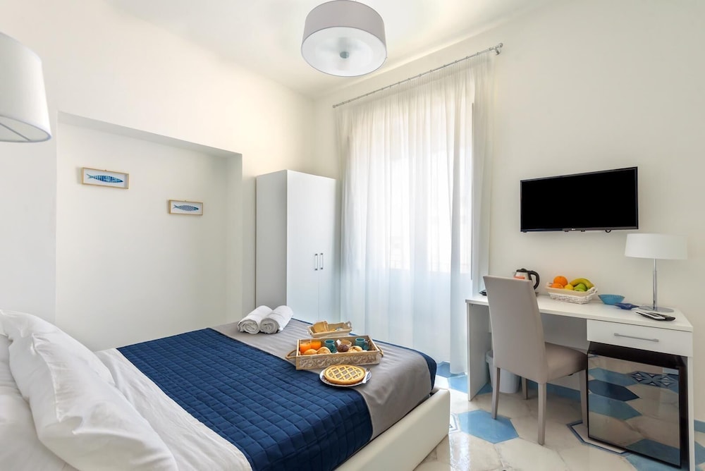 Caruso Suite 6