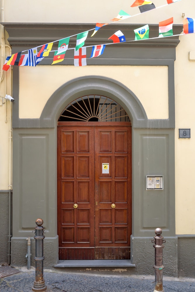 Caruso Suite 12