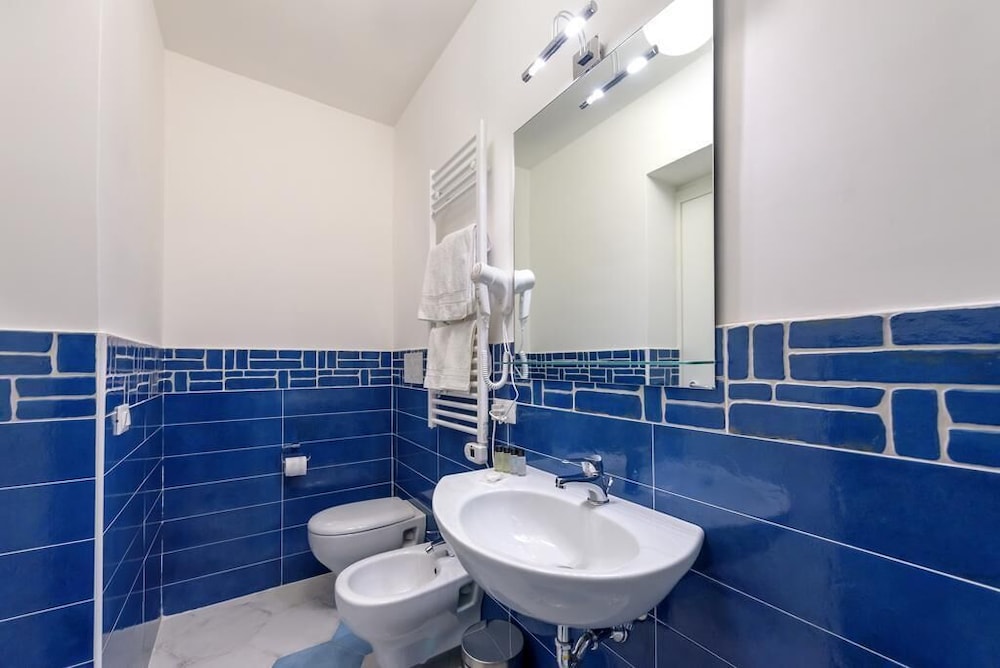 Caruso Suite 11