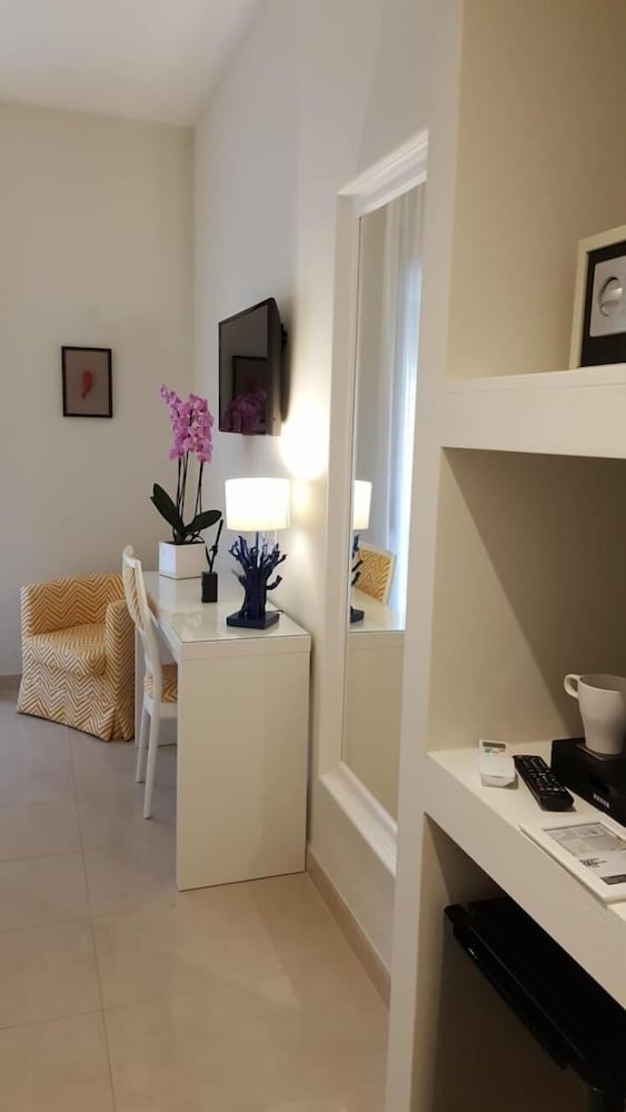 Sorrento Resart Suite 15