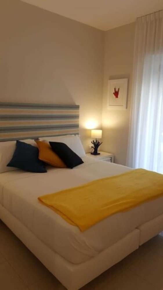 Sorrento Resart Suite 5