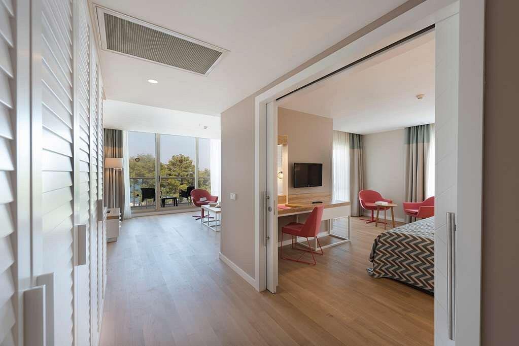 Akra Kemer 20