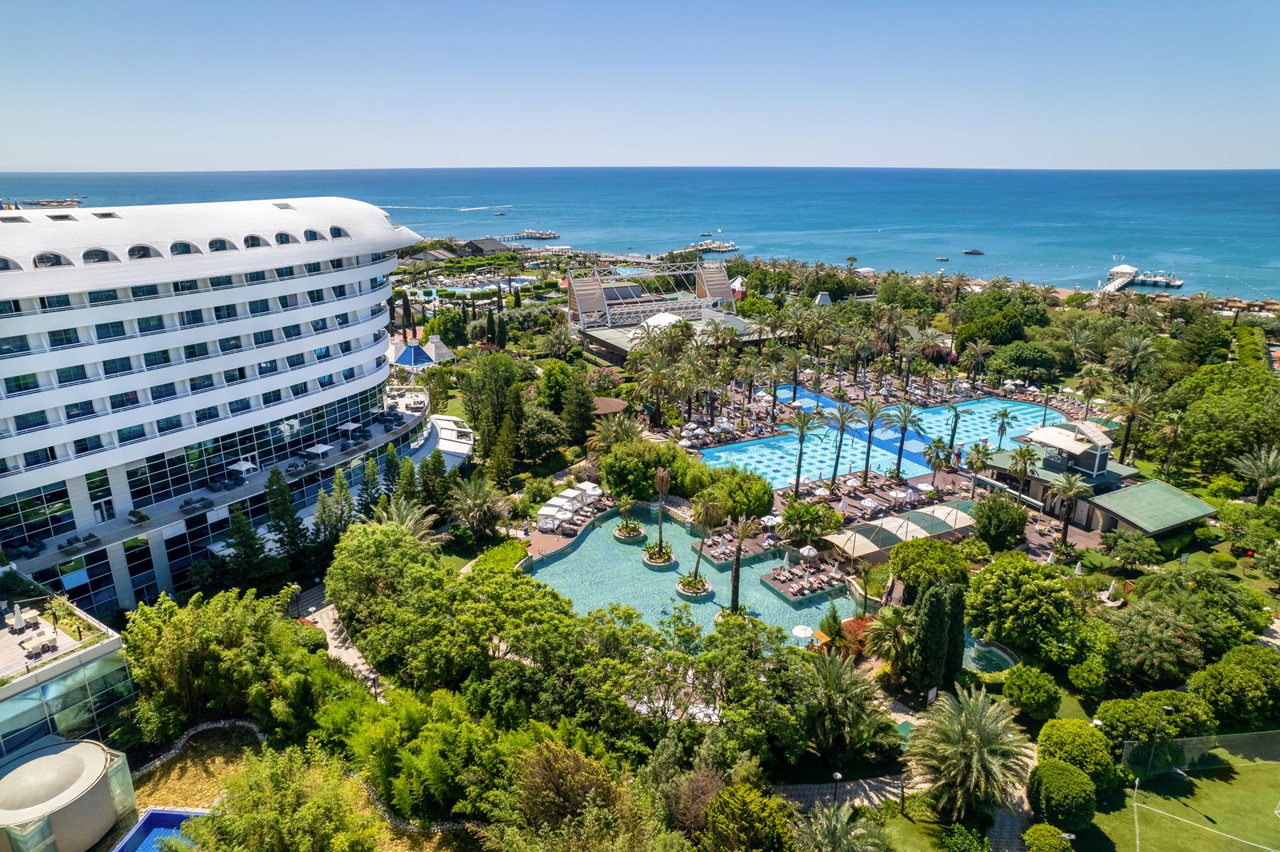 Concorde De Luxe Resort 2