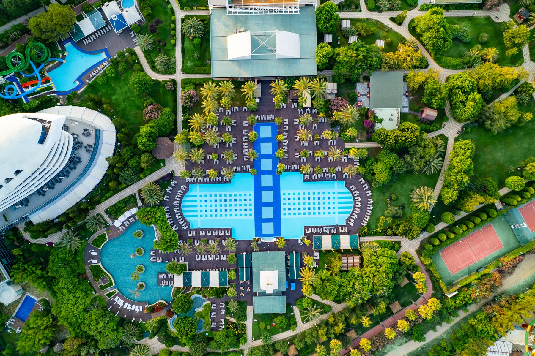 Concorde De Luxe Resort 6
