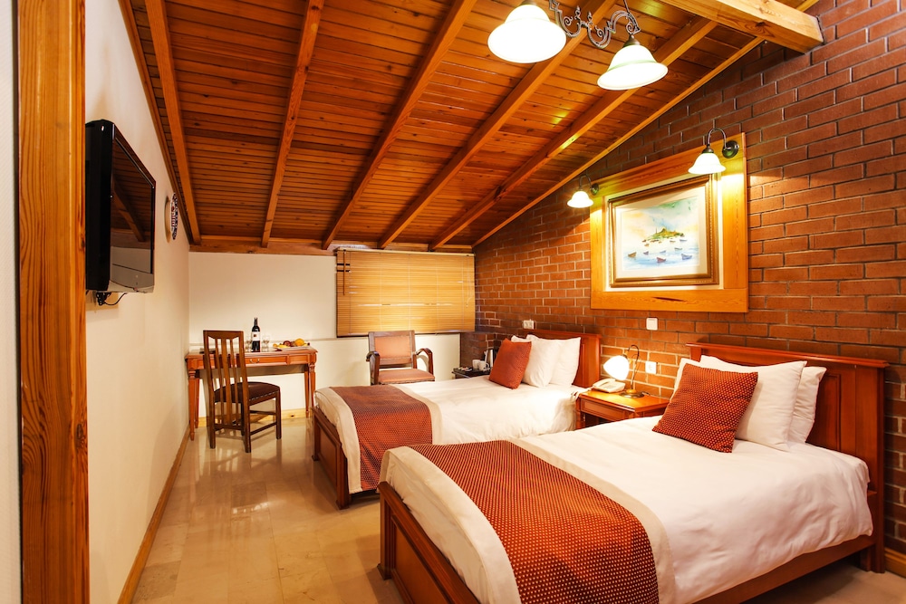 Erguvan Hotel 17