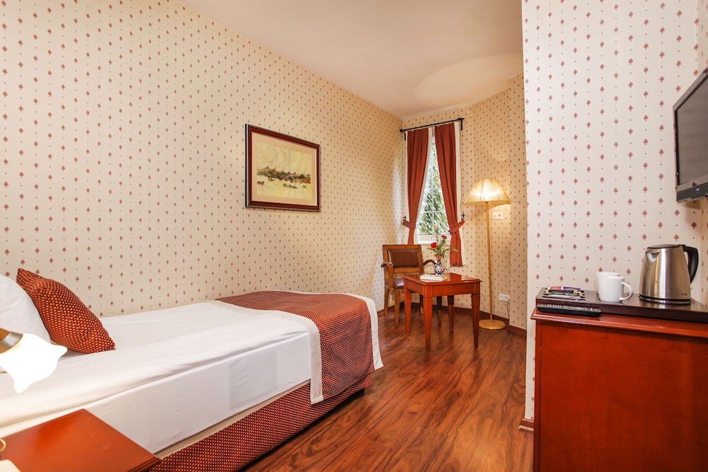 Erguvan Hotel 18