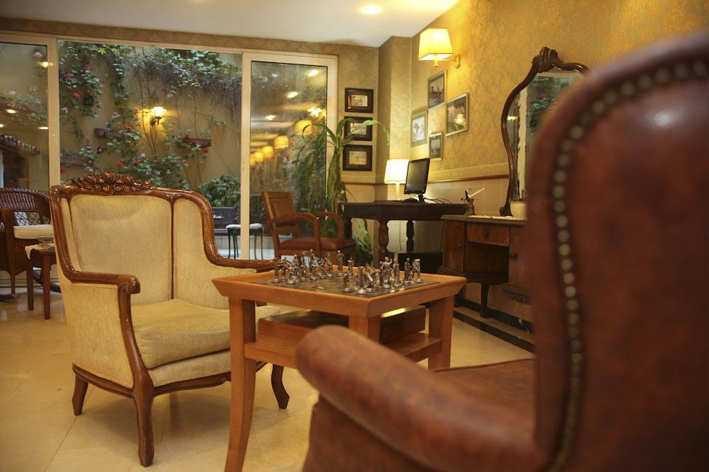 Erguvan Hotel 6