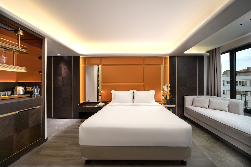 Bentley Hotel Bosphorus 23
