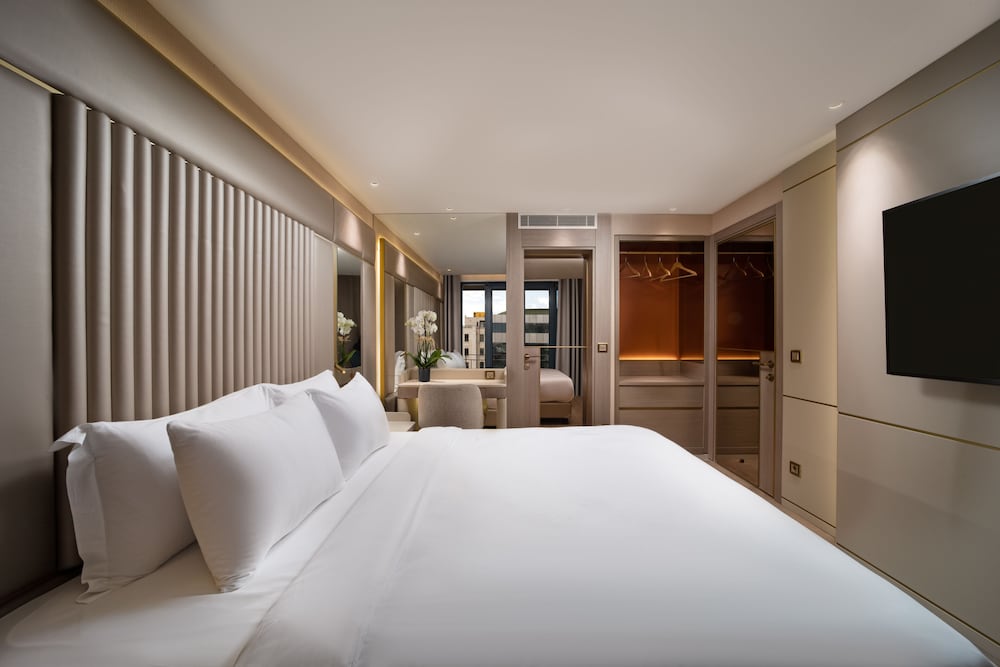 Bentley Hotel Bosphorus 18