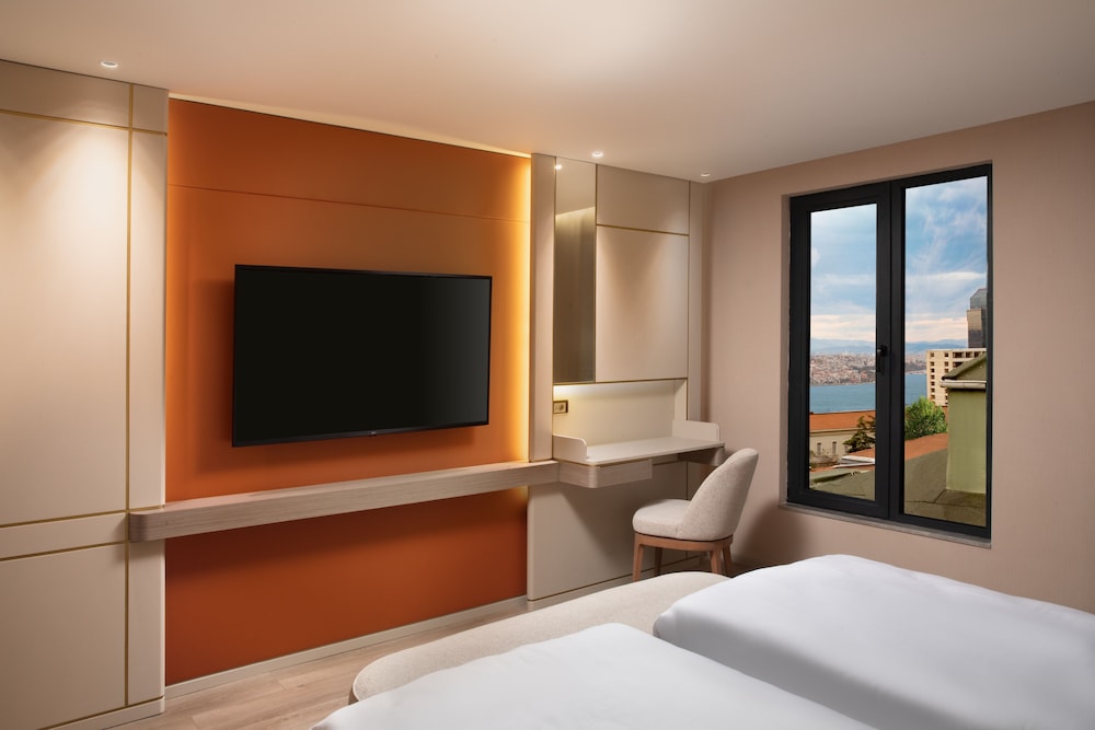 Bentley Hotel Bosphorus 11