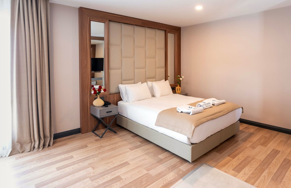 Four Sides Lion Hotel Taksim 18