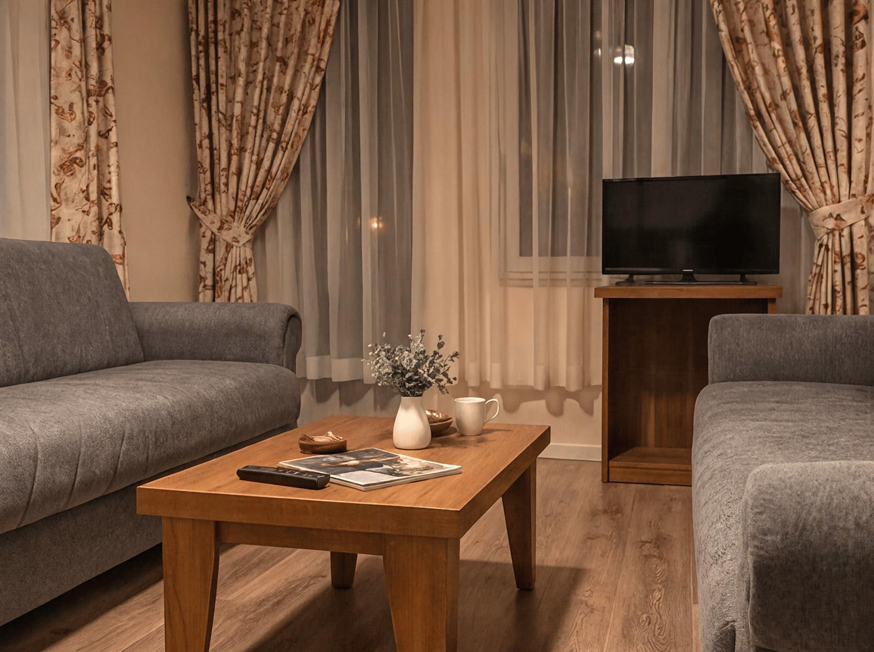 Bella Rose Suit Hotel 17