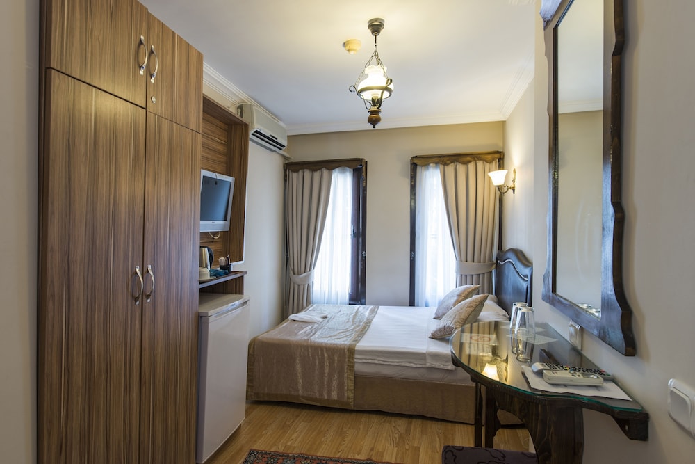 Naz Wooden House Inn 21