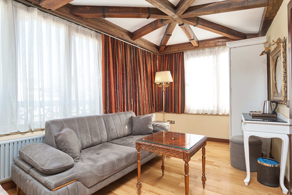Best Western Empire Palace 22