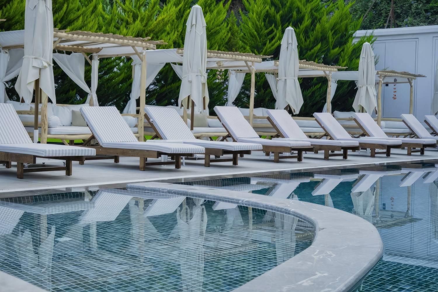 Qinn Hotels 12