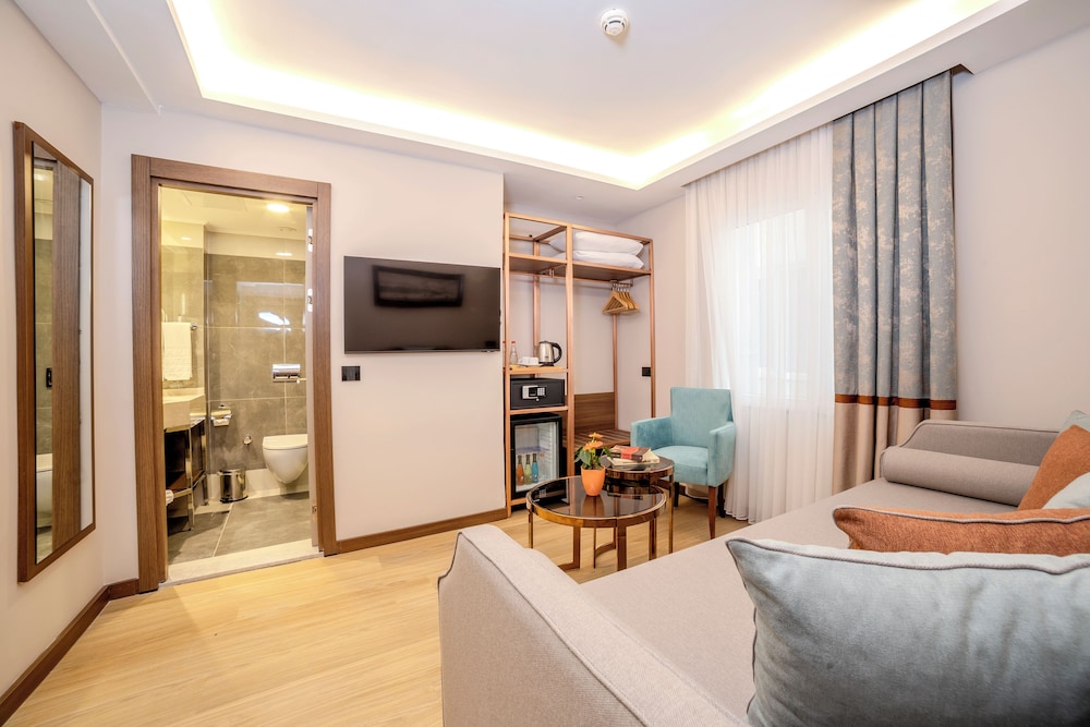 Grand Hilarium Hotel 19