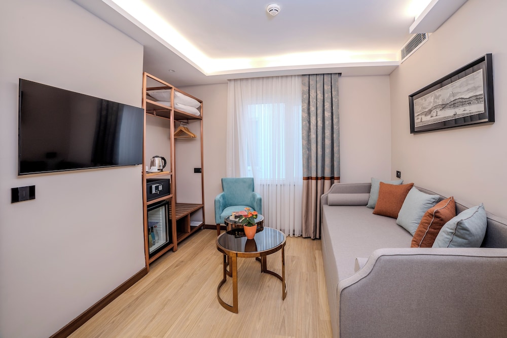 Grand Hilarium Hotel 20