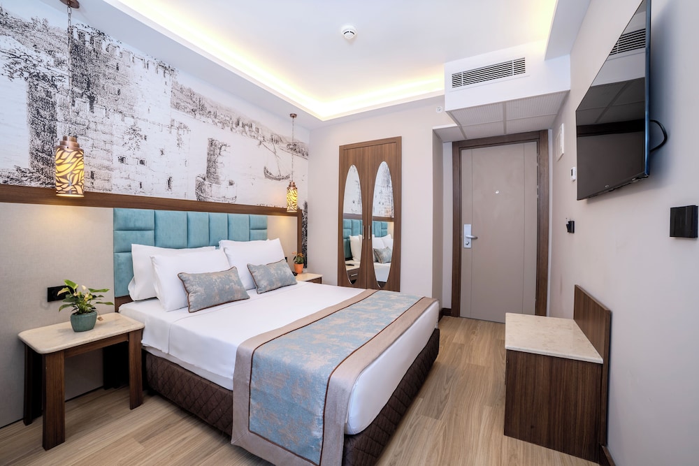 Grand Hilarium Hotel 3