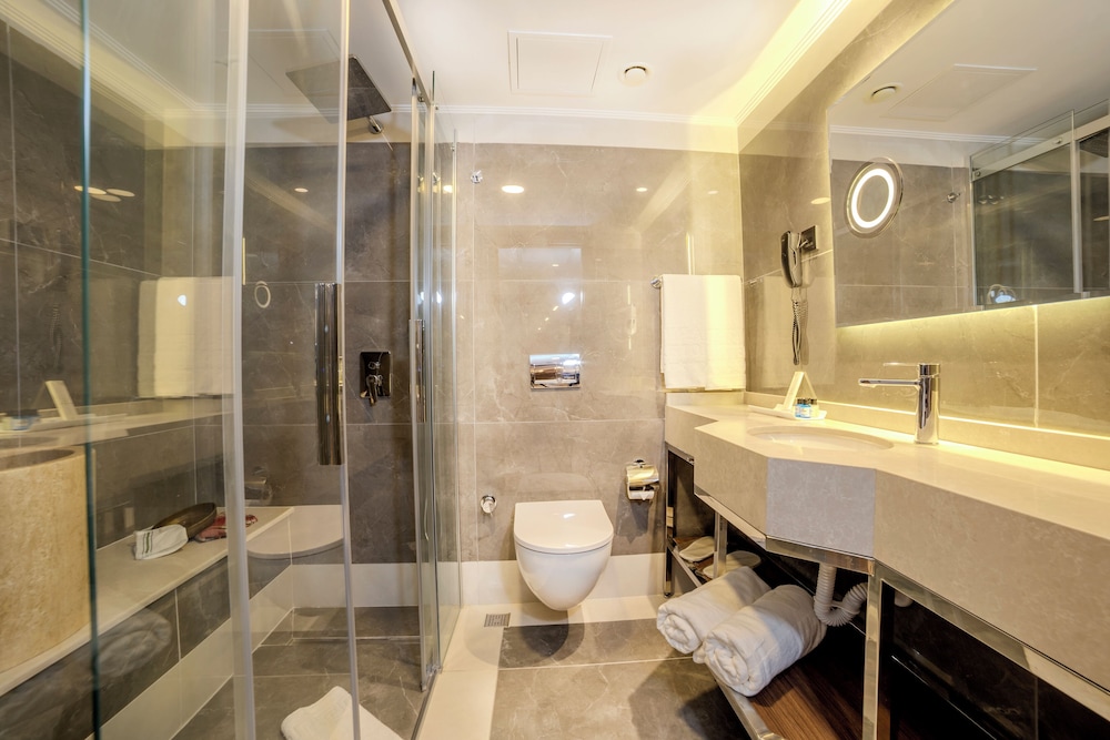 Grand Hilarium Hotel 21