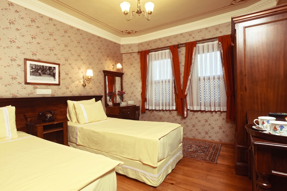 Dersaadet Istanbul 17