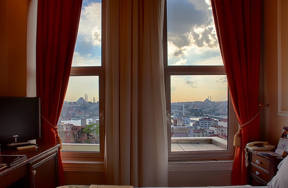 Anemon Galata 17