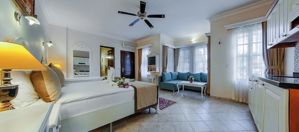 La Paloma Hotel 22