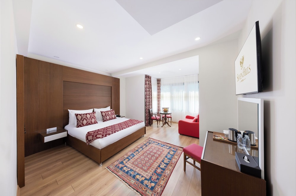 Seven Hills Boutique Hotel 11