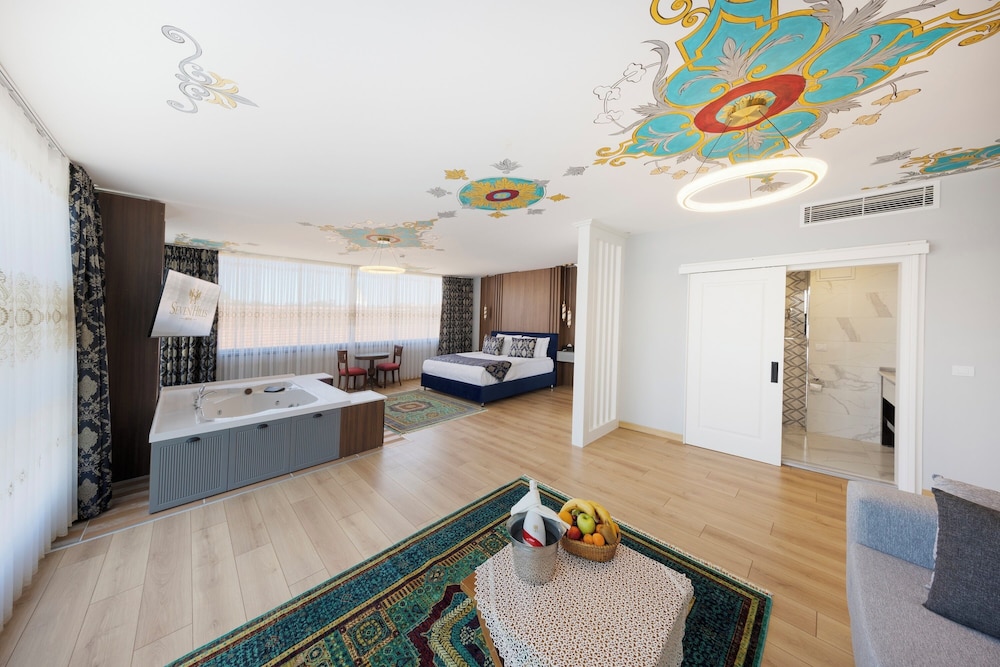 Seven Hills Boutique Hotel 4