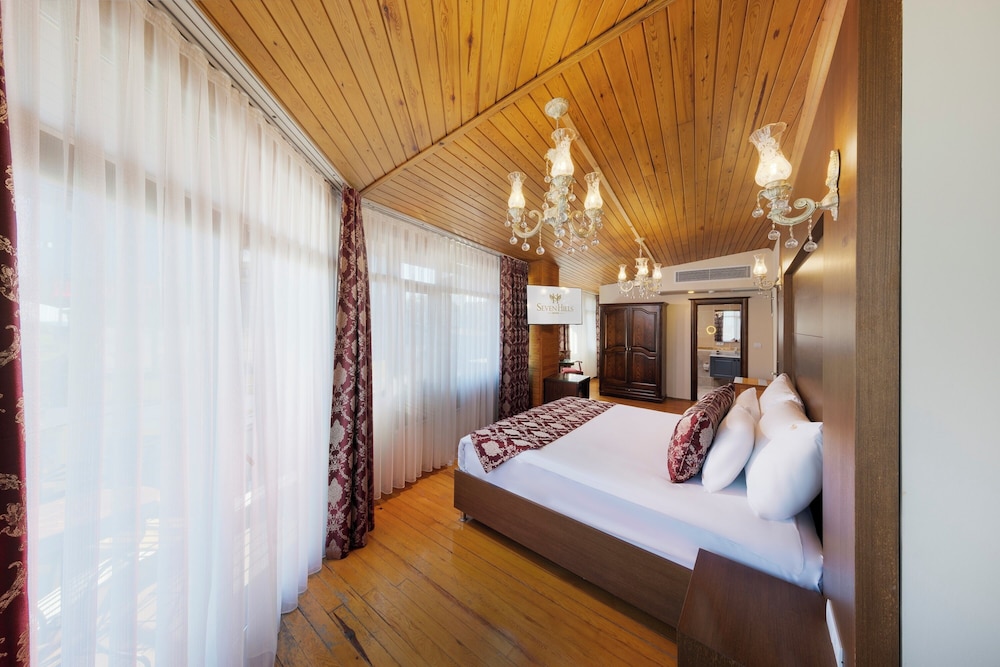 Seven Hills Boutique Hotel 20