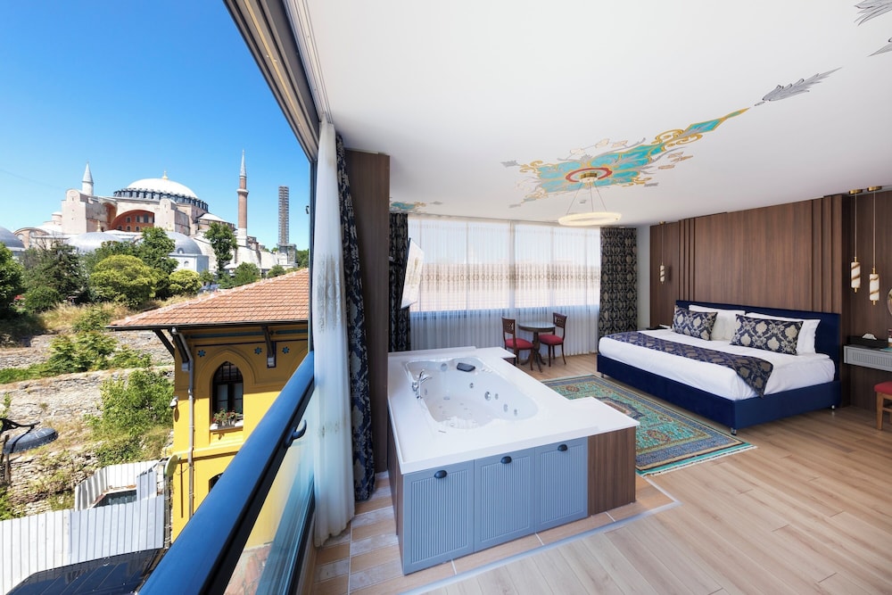 Seven Hills Boutique Hotel 7
