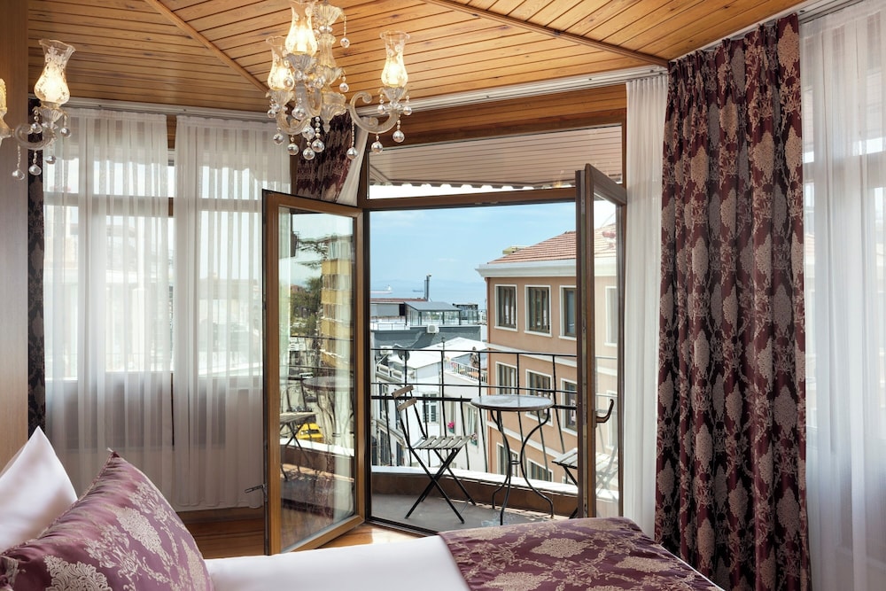 Seven Hills Boutique Hotel 19