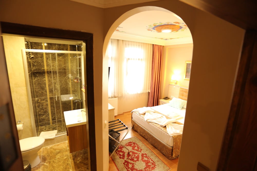 Tashkonak Hotel 24