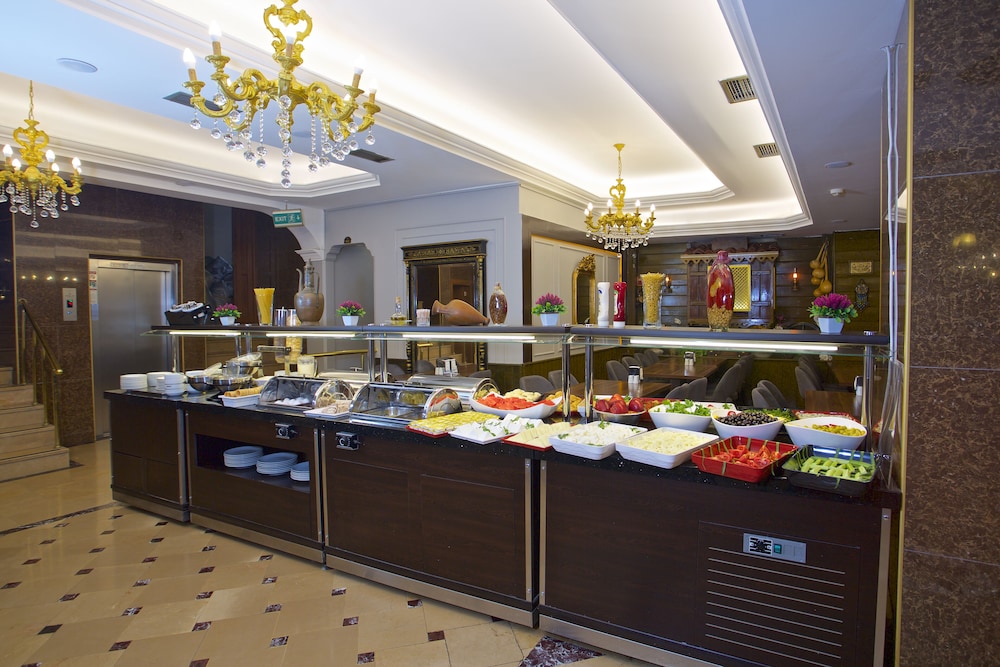 Grand Ant Hotel 19