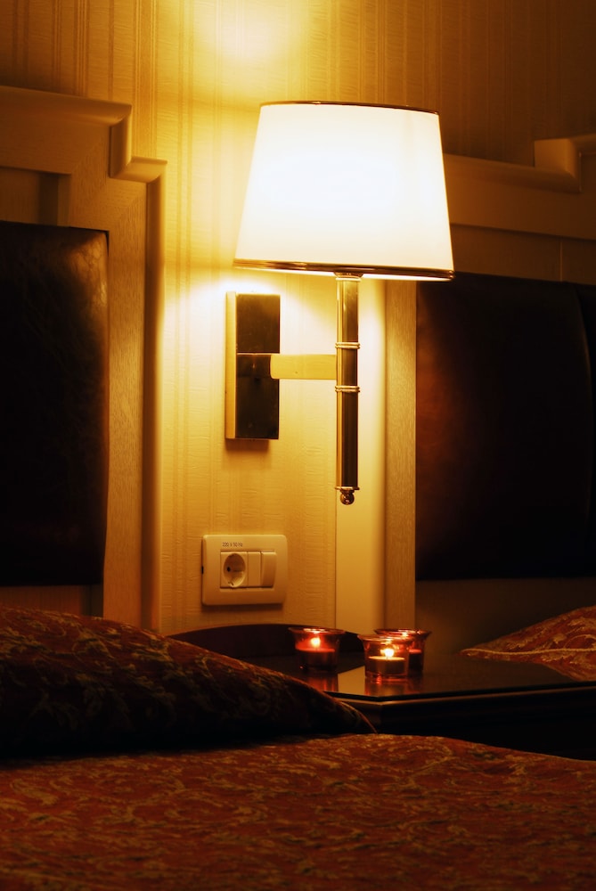 Taksim Metropark Hotel 11