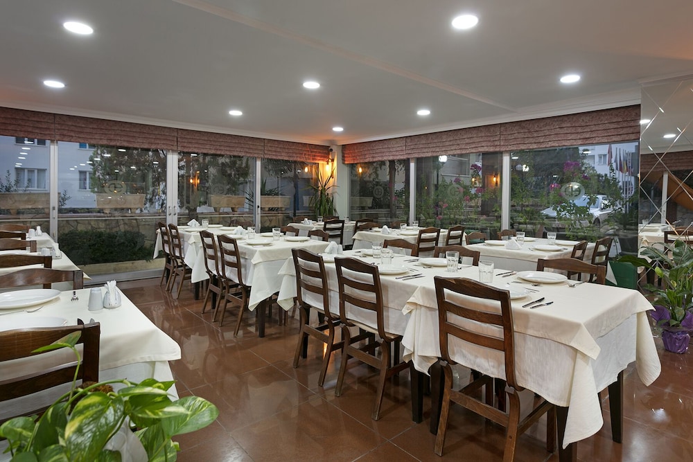 Lara Dinc Hotel 16
