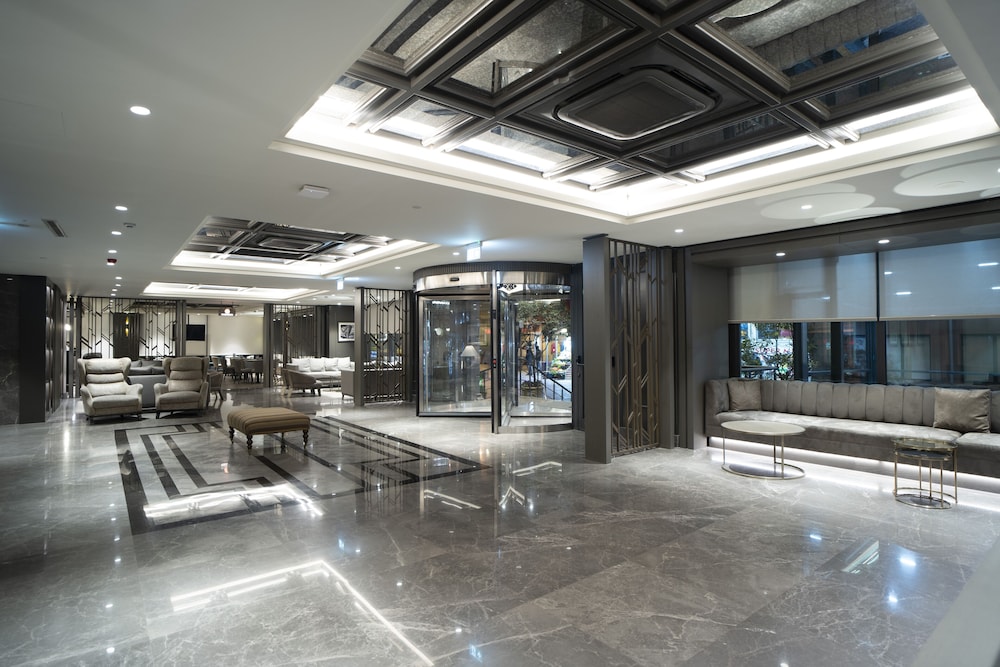 Arts Hotel Taksim 3